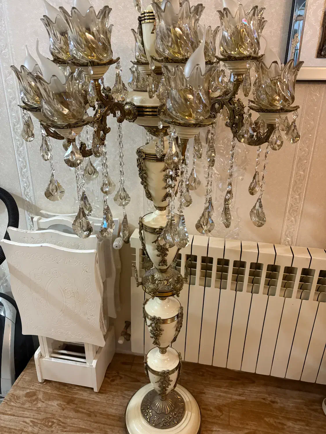 کنارسالنی برنزی ۸شاخه|چراغ خواب و آباژور|اردبیل, |دیوار