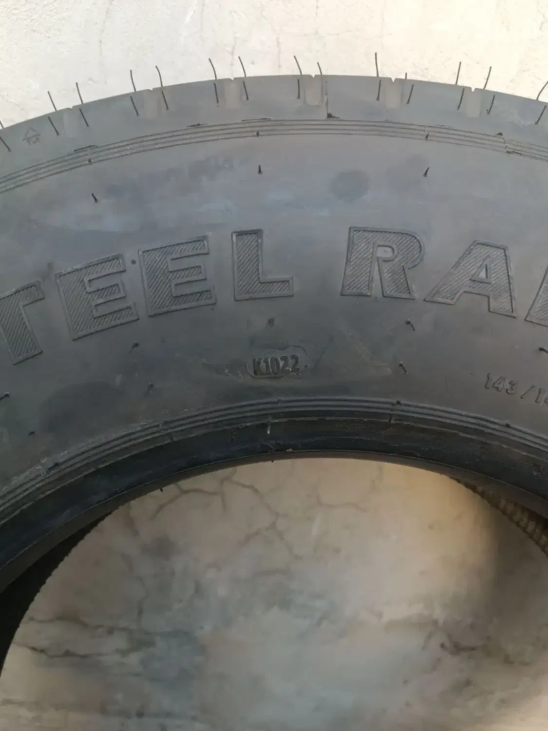 لاستیک. ۱۷/۵-۷۵- ۲۳۵|قطعات یدکی و لوازم جانبی|بروجرد, |دیوار