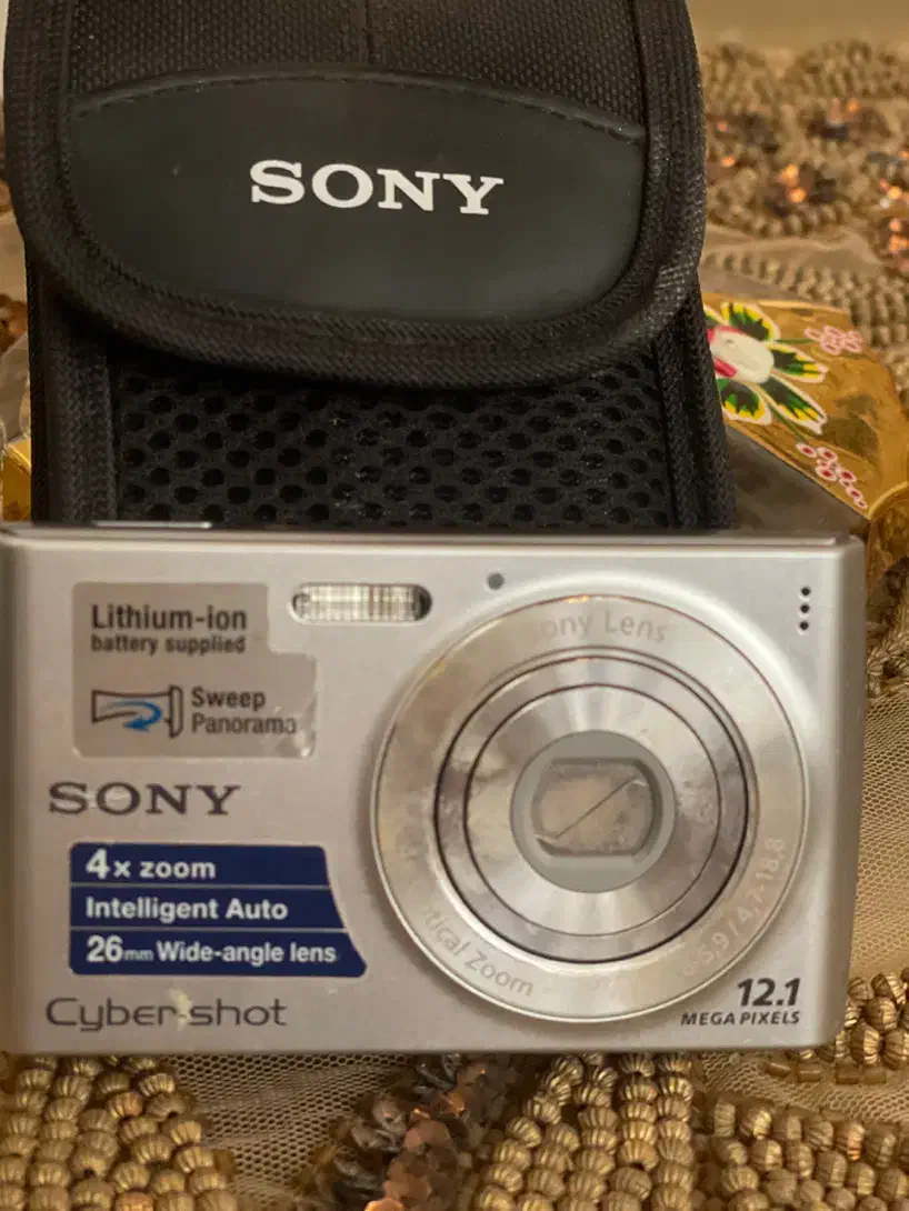 دوربین عکاسی سونی اصل|دوربین عکاسی و فیلم‌برداری|اراک, |دیوار