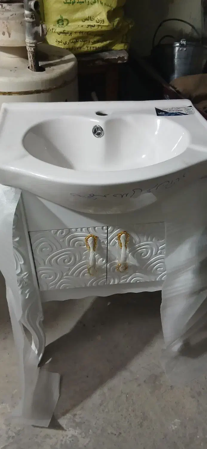 روشویی نو|لوازم سرویس بهداشتی|گرگان, |دیوار