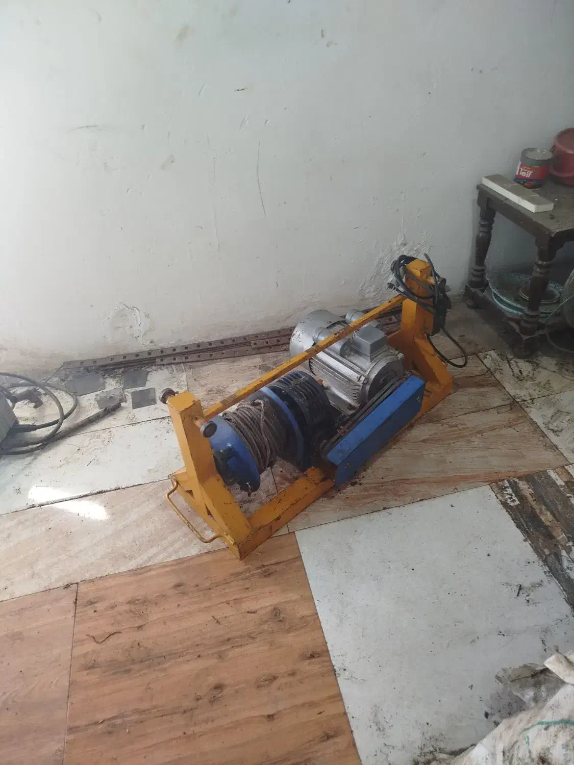 بالابر ساختمانی در حد نو|ماشین‌آلات صنعتی|گرگان, |دیوار