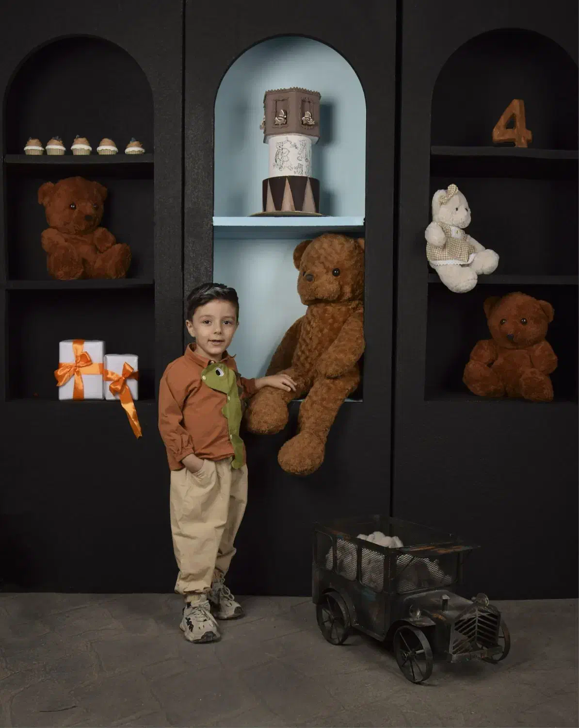 استخدام کارورز آتلیه عکاسی کودک|استخدام هنری و رسانه|اصفهان, فرح آباد|دیوار