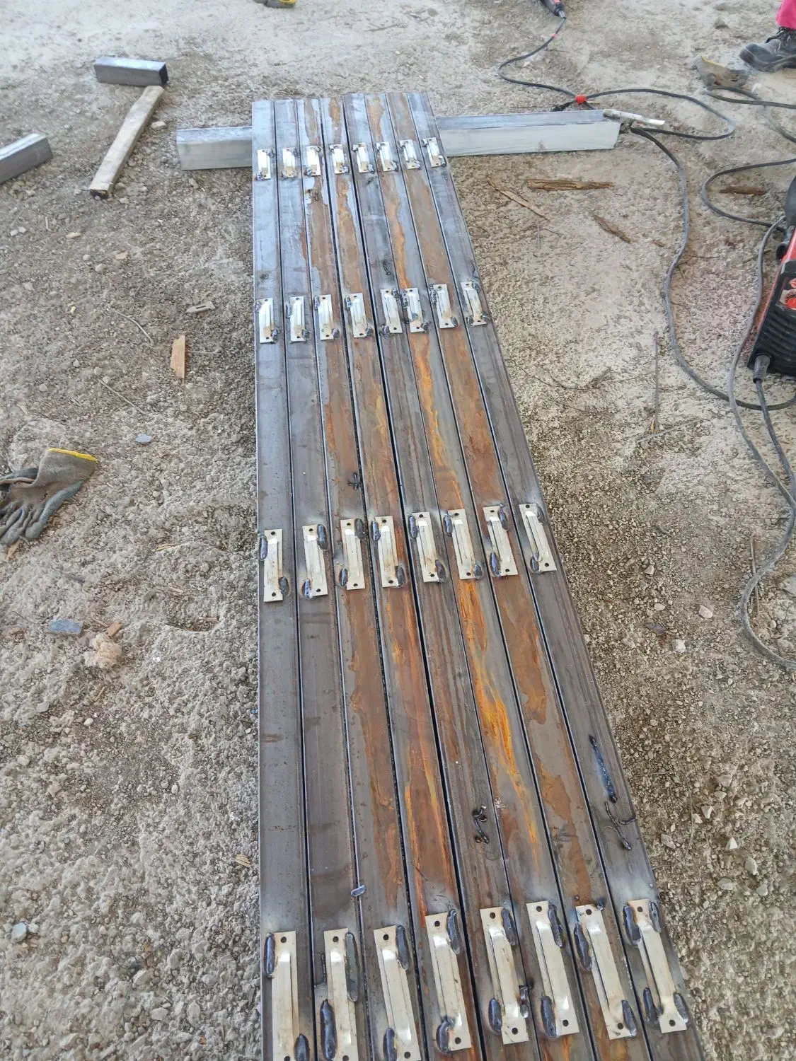 جوشکاری انواع والپست|خدمات پیشه و مهارت|دوگنبدان, |دیوار