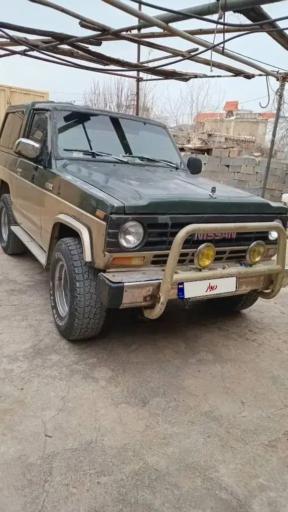 پاترول ۲درب مدل ۷۷رنگ سبز بژ|خودرو سواری و وانت|یاسوج, |دیوار