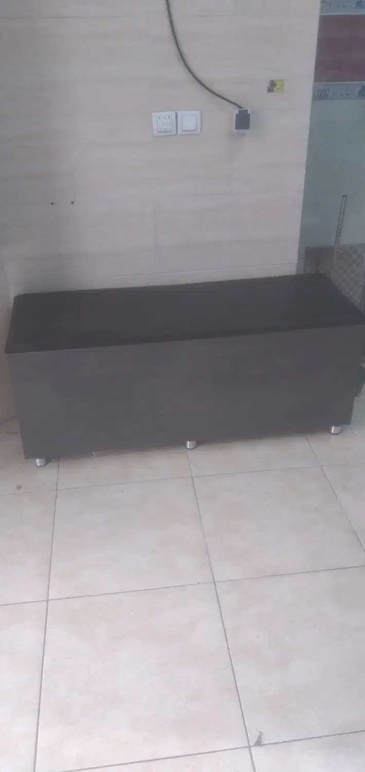 پاف و صندلی انتظار|مبلمان خانگی و میز عسلی|شیراز, شهرک بهشتی|دیوار