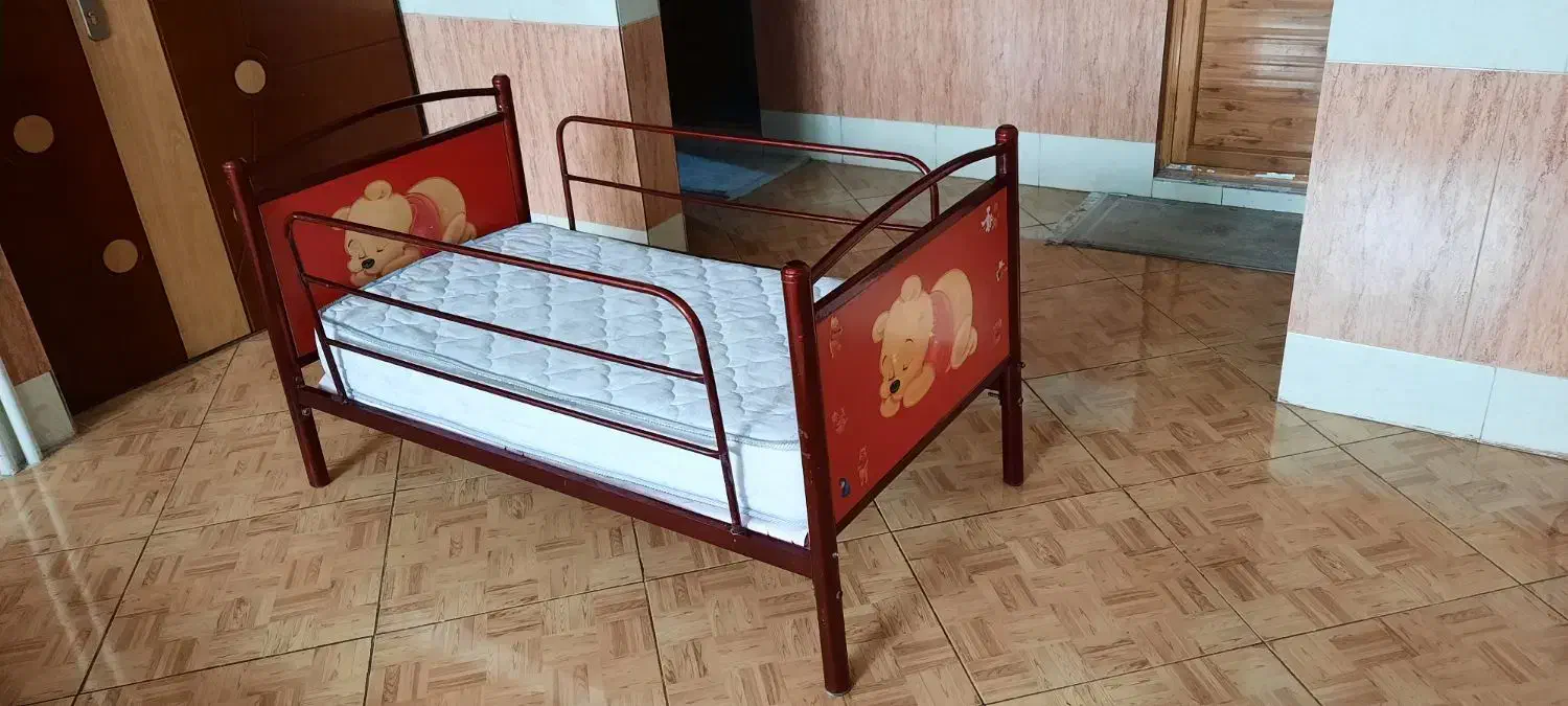 تخت کودک فلزی|تخت و صندلی بچه|فولادشهر, A1|دیوار