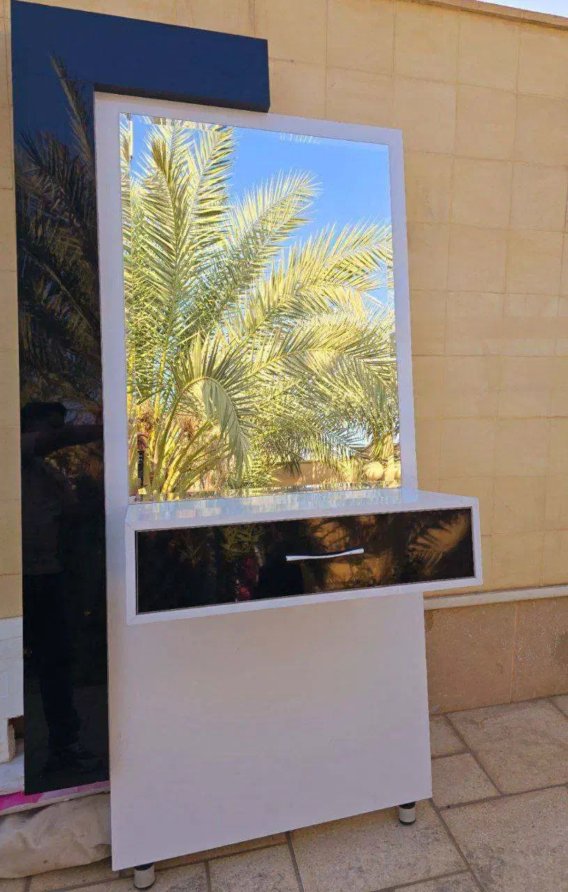 لوازم سالن زیبایی|آرایشگاه و سالنهای زیبایی|طبس, |دیوار