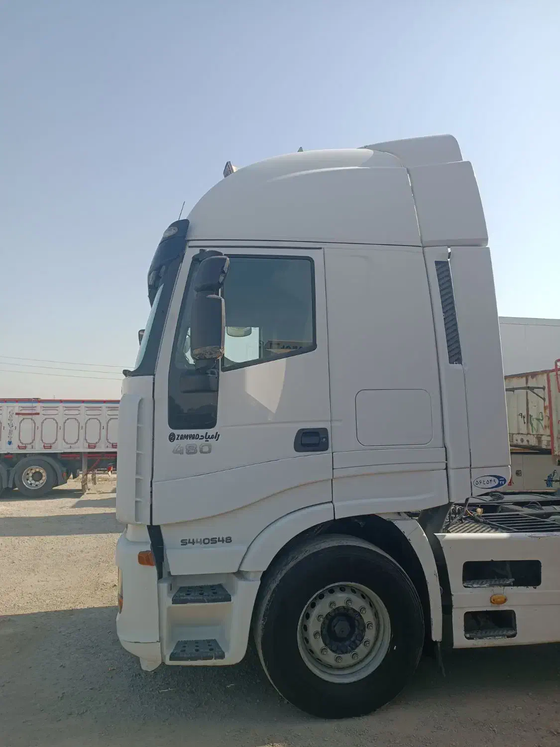 کامیون کشنده اویکو ۴۸۰، تخفیف پای معامله|خودرو سنگین|اسلامشهر, ملکآباد|دیوار