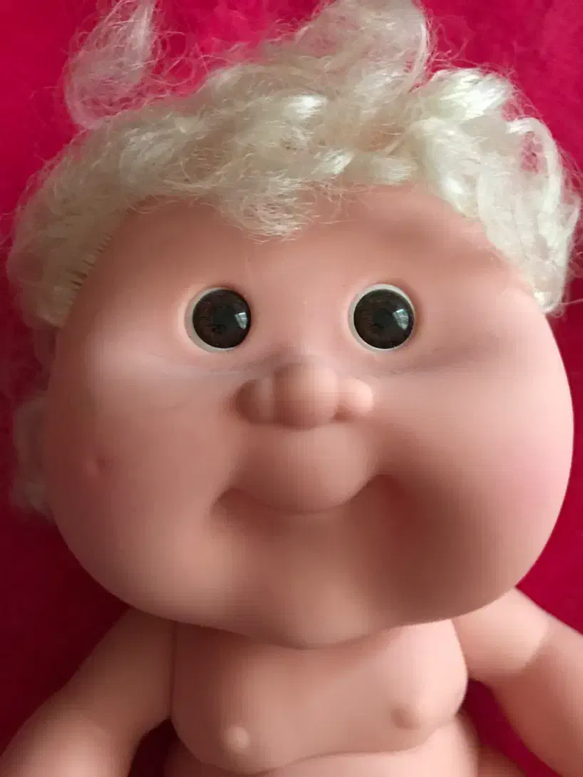 عروسک|اسباب‌بازی بچه|دوگنبدان, |دیوار