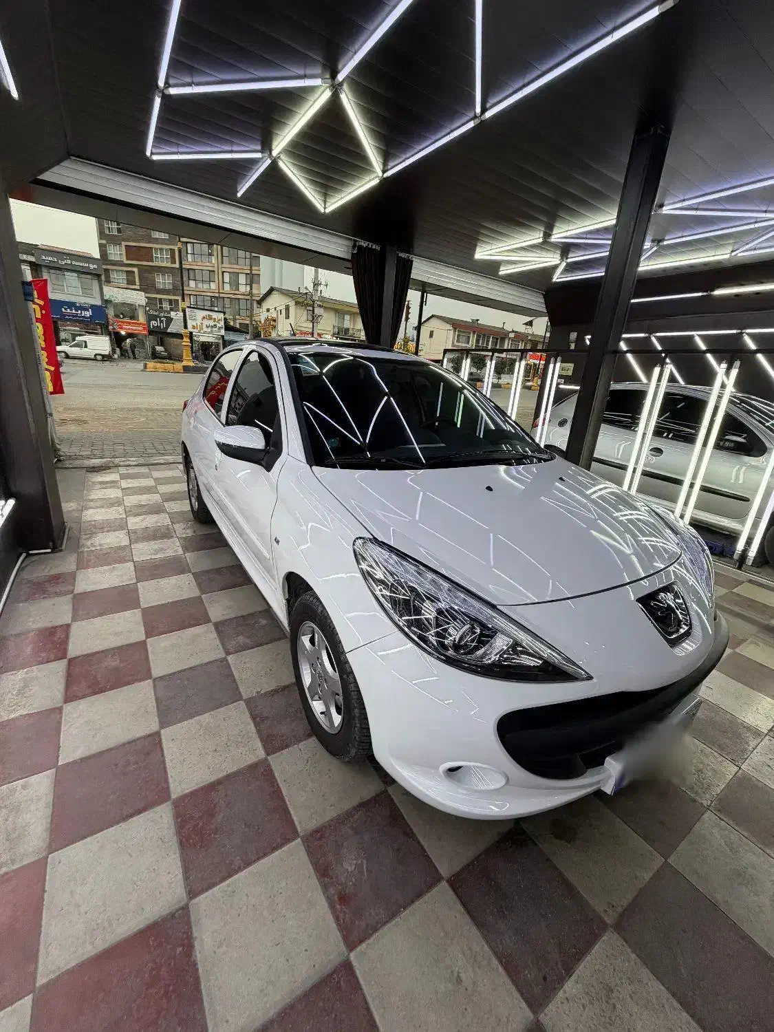 فروش معاوضه پانا ۴۰۲ هشت تا کار|خودرو سواری و وانت|نوشهر, |دیوار