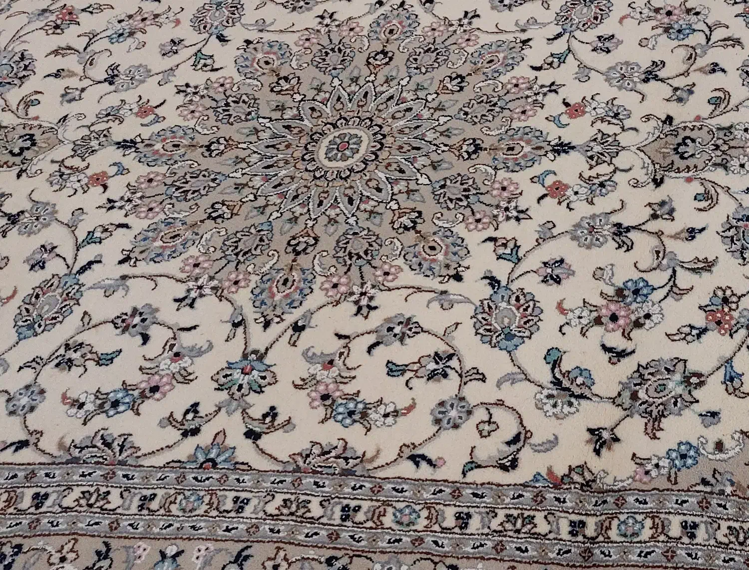 جفت ۶ متری اردکان گل ابریشم|فرش|تهران, شهرآرا|دیوار