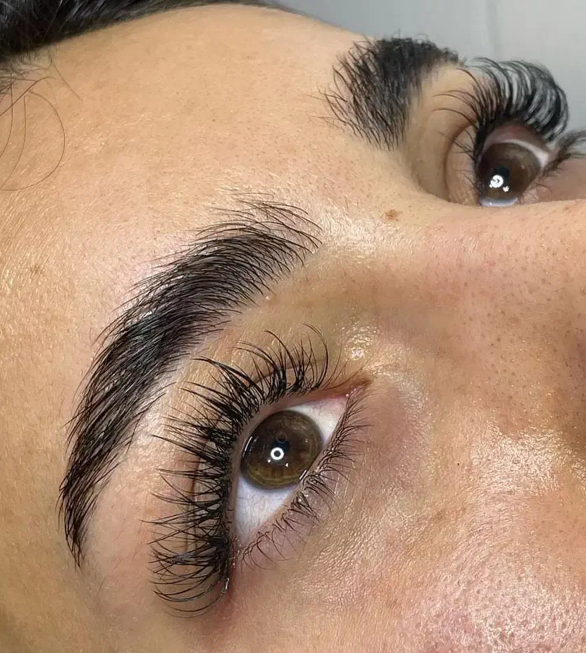 جذب نیرو ناخن کار و مژه کار|استخدام درمانی، زیبایی، بهداشتی|قشم, |دیوار