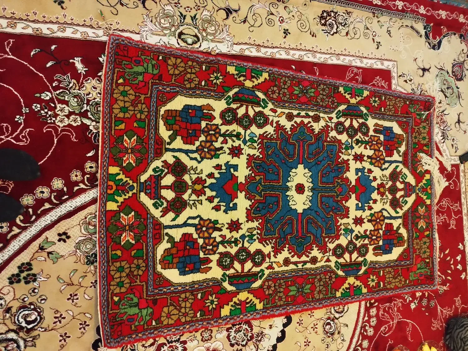 دستباف کله گلی|فرش|نهاوند, |دیوار
