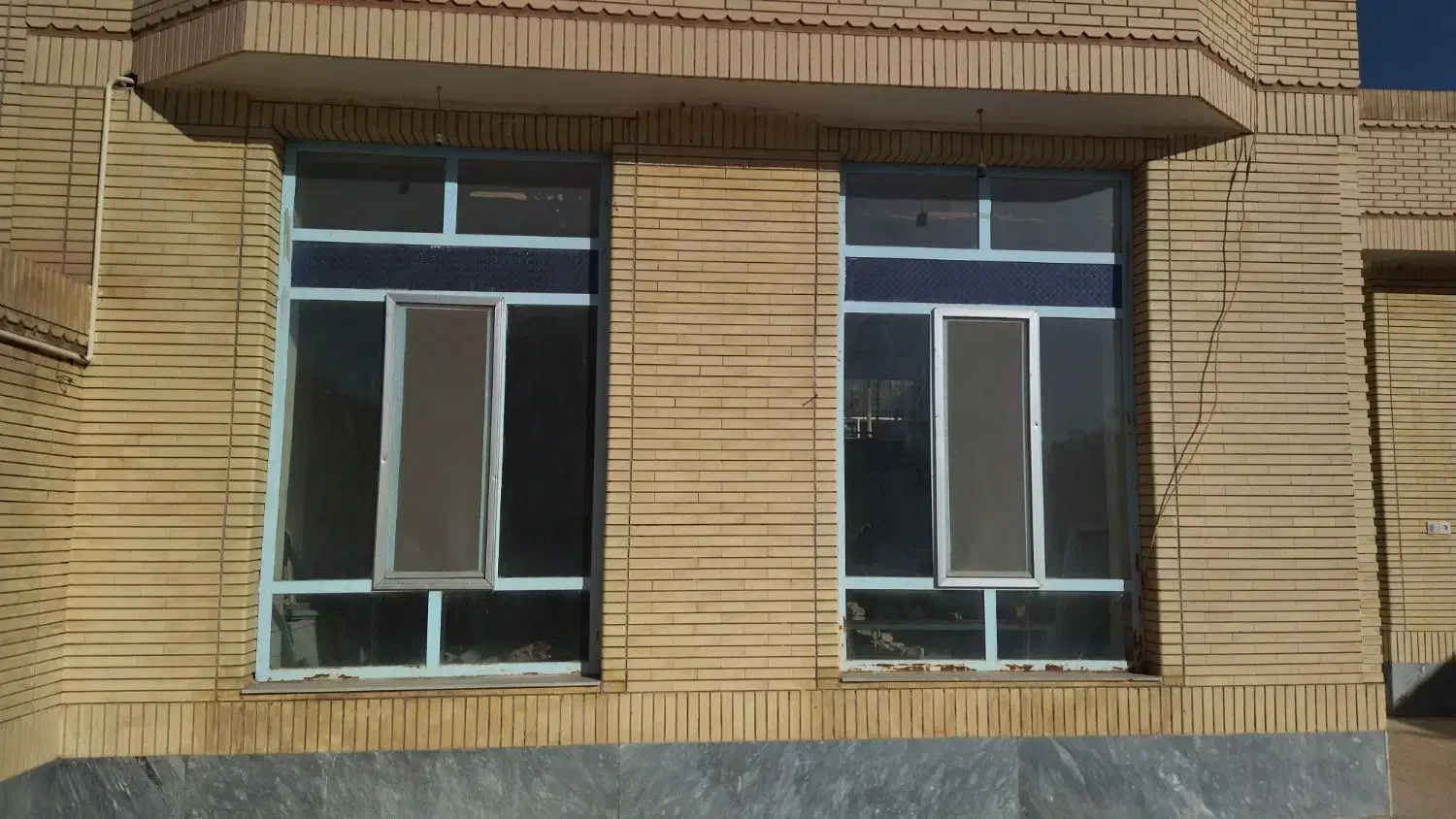 تعدادی در و پنجره فروشی|مصالح و تجهیزات ساختمان|فردوس (خراسان), |دیوار