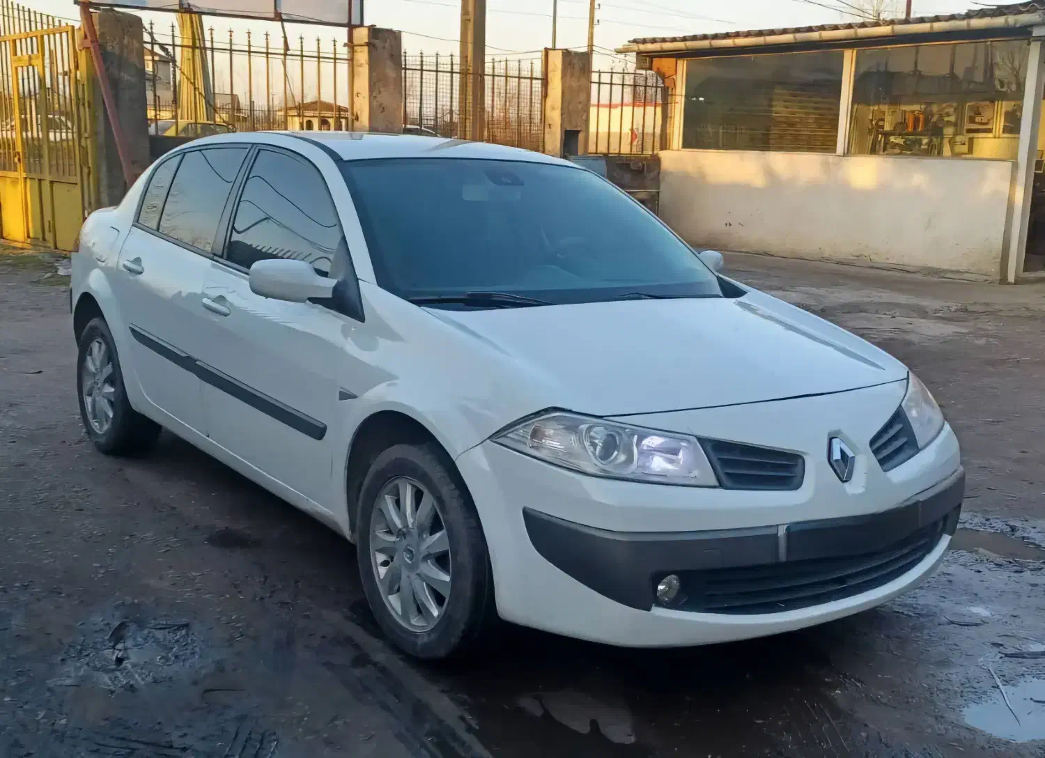 رنو مگان 2000|خودرو سواری و وانت|بندر انزلی, لیچارگی حسن رود|دیوار