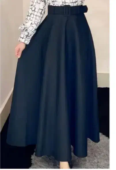 ۴ عدد دامن|لباس|رشت, لاکان شهر|دیوار