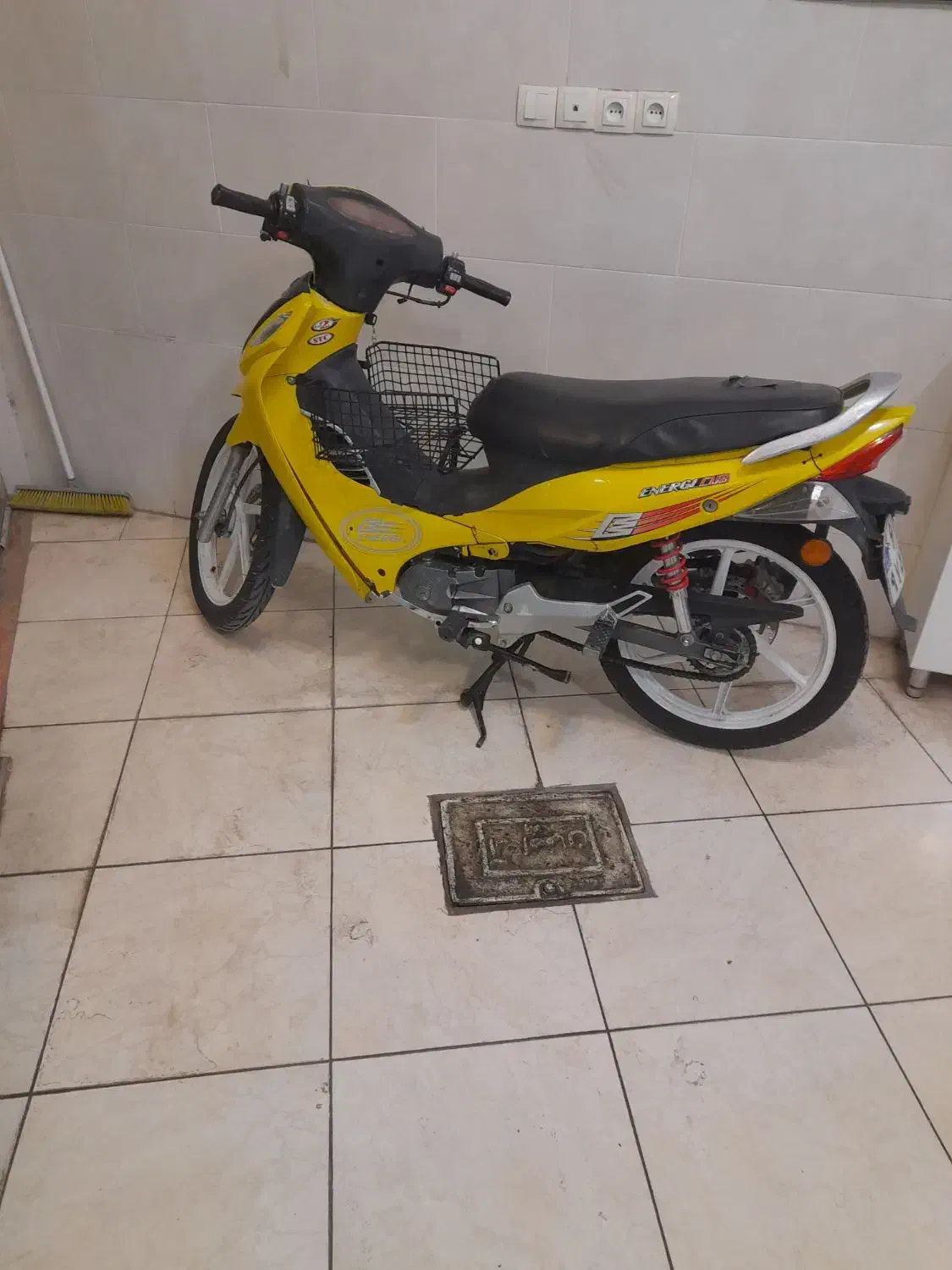 بی کلاج مدل ۸۹|موتورسیکلت|مبارکه, |دیوار