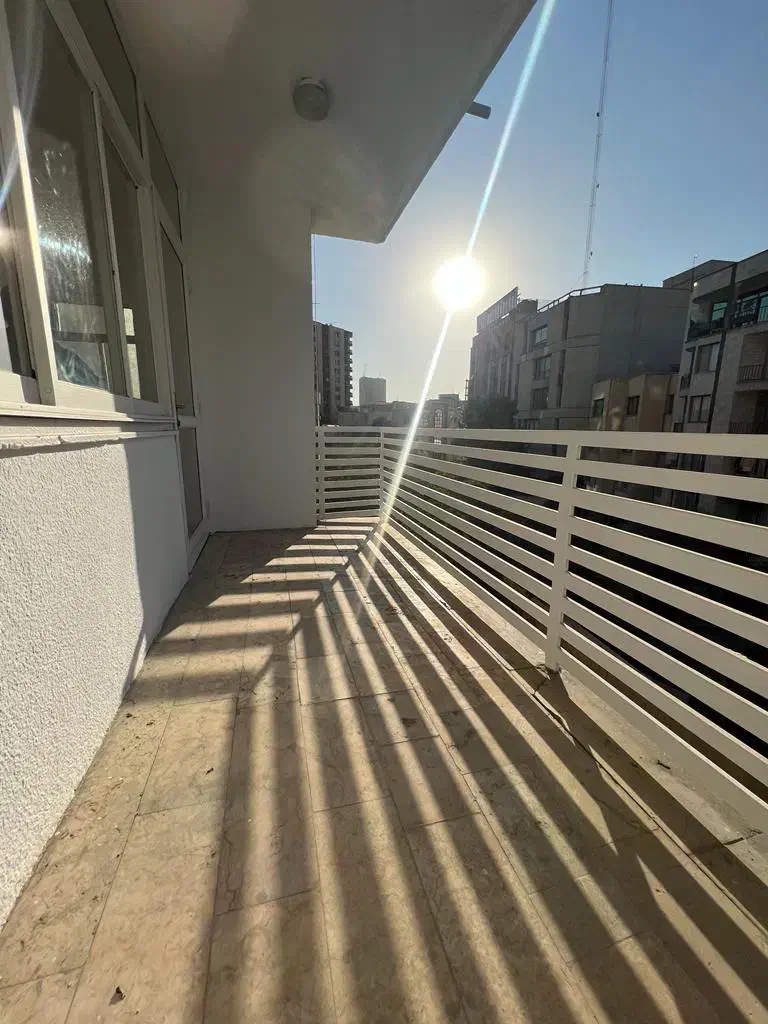 ۱۹۰ متر ۳ خوابه توانیر بر ولیعصر