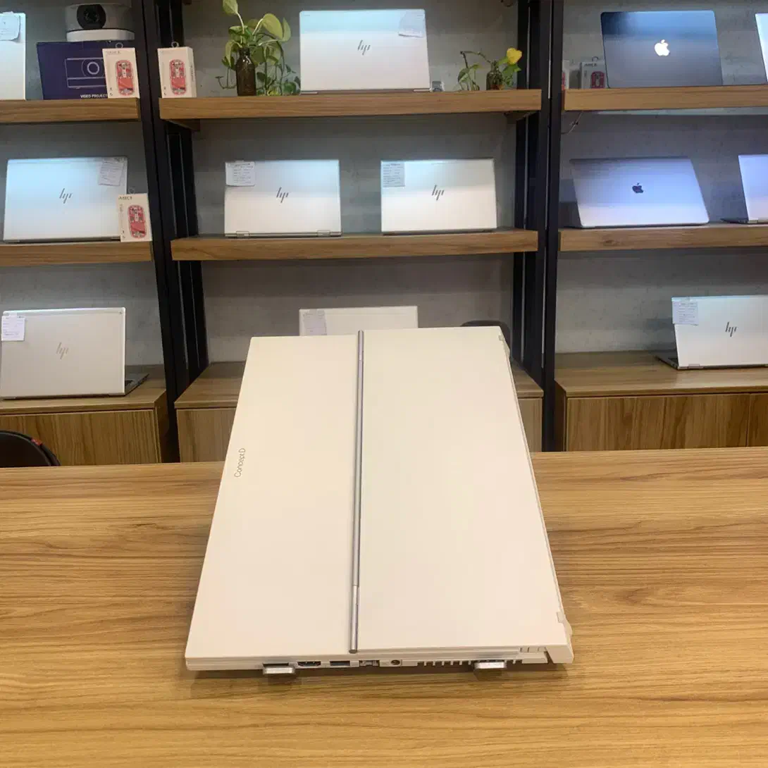 Acer conceptD|رایانه همراه|تهران, میدان ولیعصر|دیوار