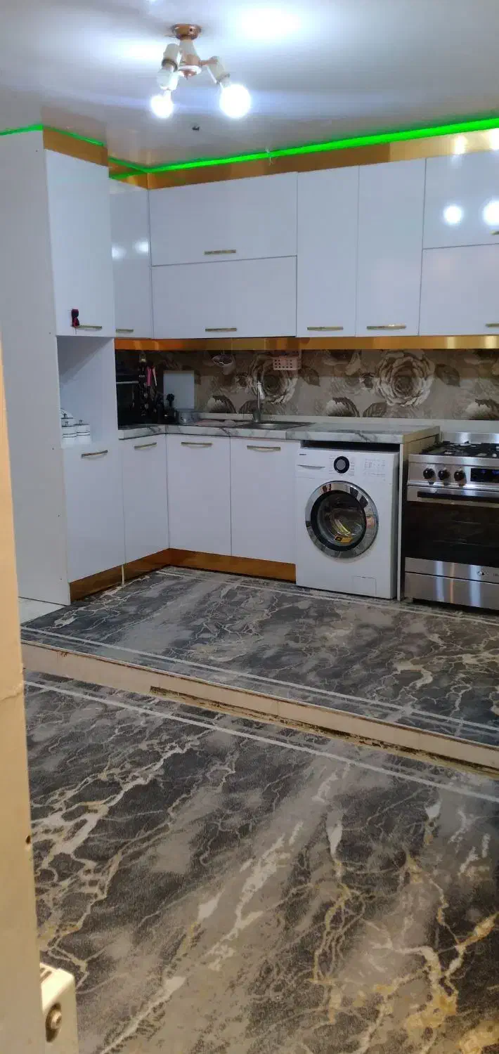 فروش یک اپارتمان در فولادشهر طبقه ۷ درب اخر|فروش آپارتمان|فولادشهر, A2|دیوار