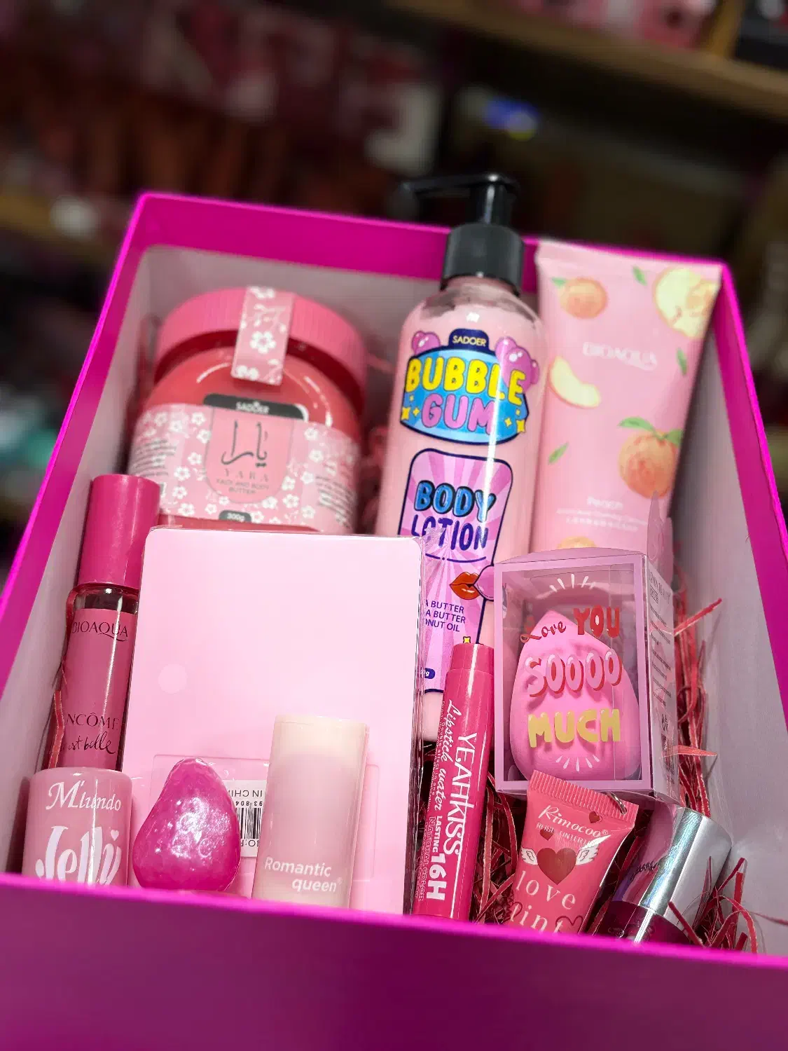 کادو و هدیه روز زن روز مادر باکس کادویی روز دختر|آرایشی، بهداشتی، درمانی|مشهد, آبکوه|دیوار