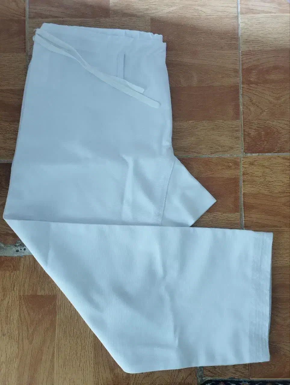 لباس کاتا|لباس|ساوه, |دیوار