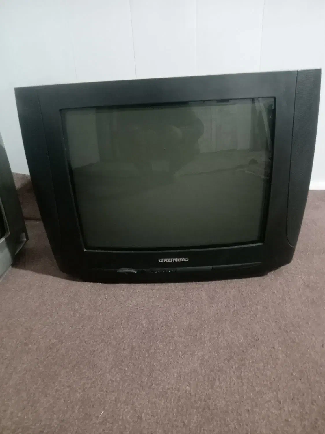 تلویزیون|تلویزیون و پروژکتور|رشت, بیجارپس|دیوار