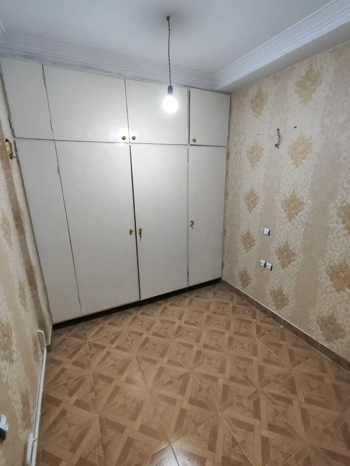 رهن اجاره/80متری /واقع در لاله زار ملا علی اکبر|اجارهٔ آپارتمان|تبریز, |دیوار