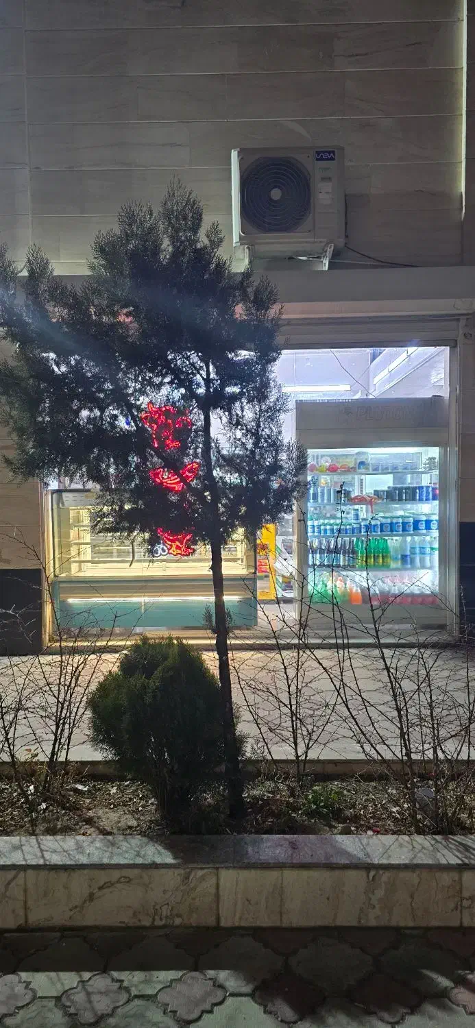 کار در مجتمع گوشتی و مرغ و پروتئینی|استخدام خدمات فروشگاه و رستوران|سهند, |دیوار