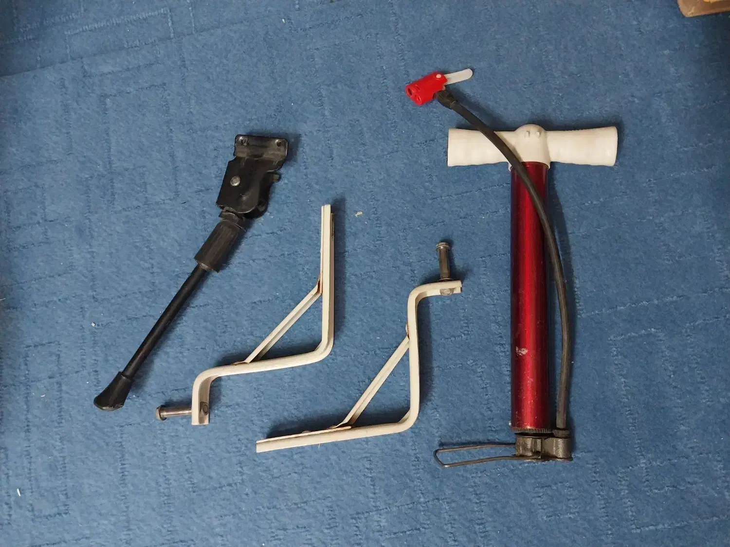 تلمبه باد و جک دوچرخه ۲۴|دوچرخه، اسکیت، اسکوتر|اصفهان, خانه اصفهان|دیوار