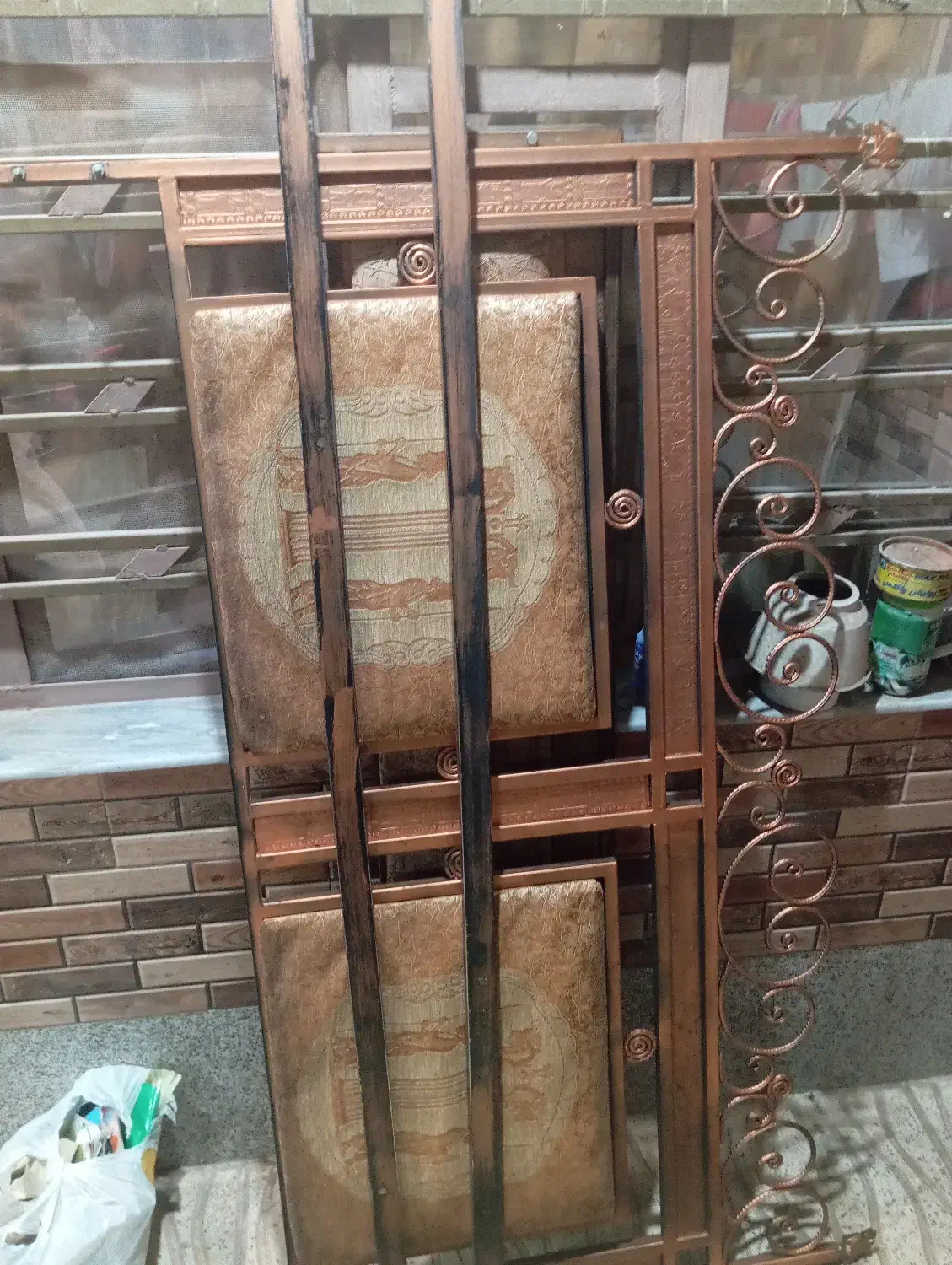 تخت خواب دو نفره فرفوژه|تخت و سرویس خواب|شیراز, شیخ علی چوپان|دیوار