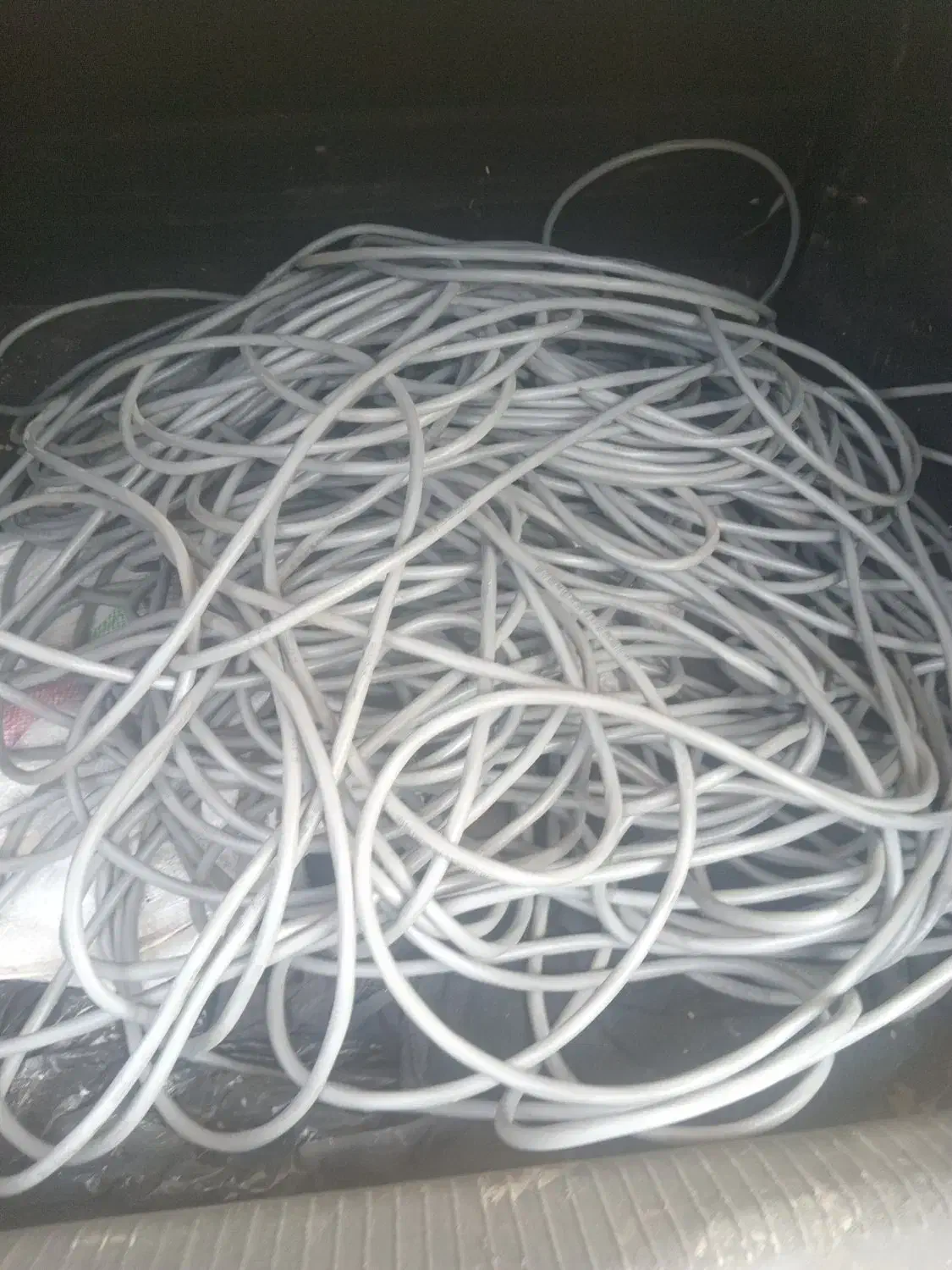 سیم برق ۴در ۱ونیم|مصالح و تجهیزات ساختمان|رشت, آب و برق|دیوار