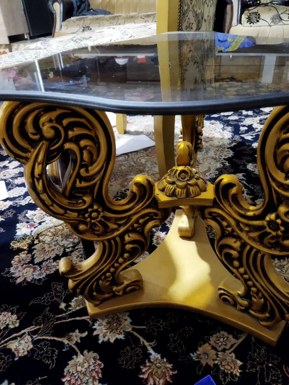 یک دست مبل سلطنتی ۹نفره|مبلمان خانگی و میز عسلی|کرمانشاه, |دیوار