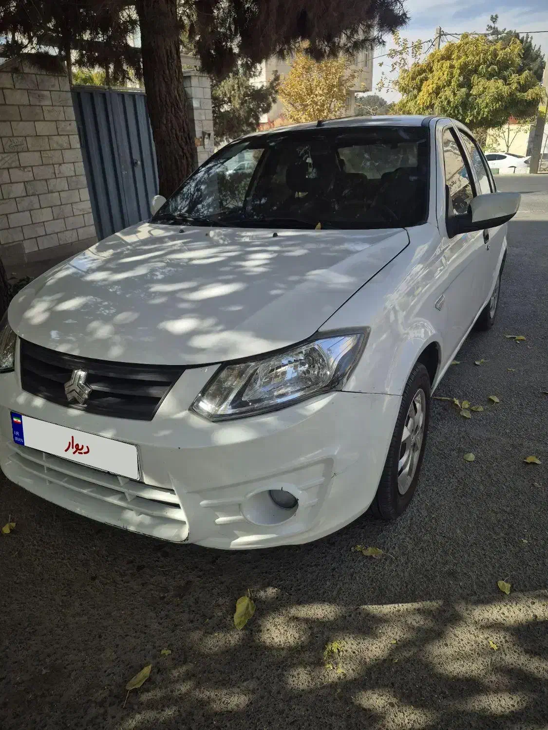 فروش یک دستگاه ساینا|خودرو سواری و وانت|کرج, شهرک بهارستان|دیوار