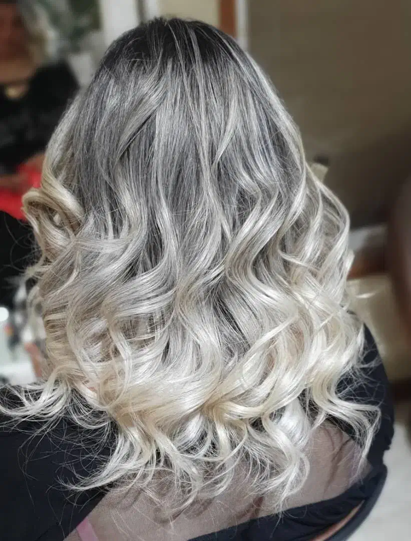 رنگ مو|خدمات آرایشگری و زیبایی|قم, سالاریه|دیوار