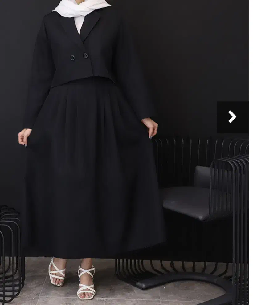 کت دامن|لباس|بیرجند, |دیوار