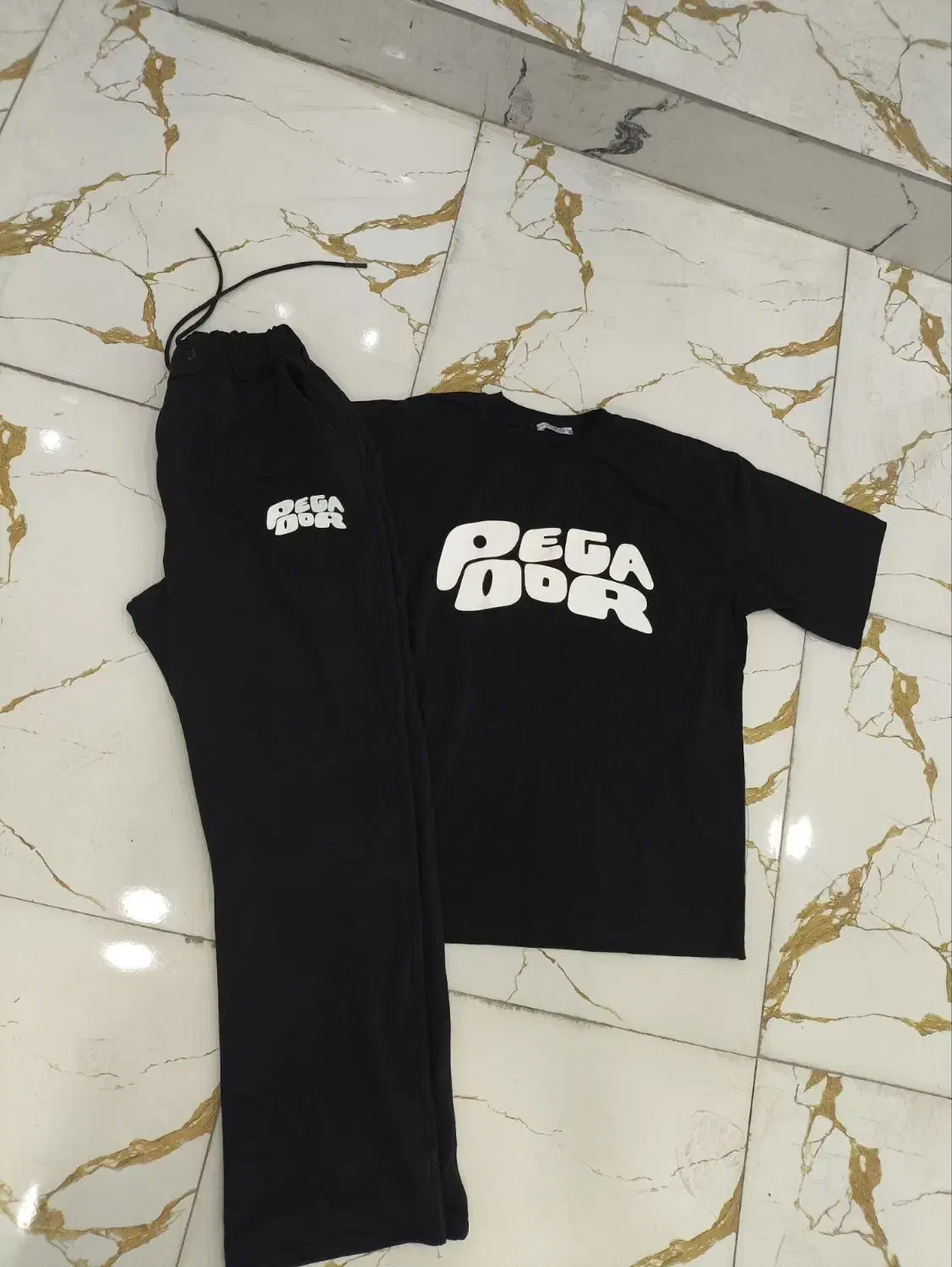 فروش لباس ست عمده|عمدهفروشی|قرچک, شهرک گلها|دیوار