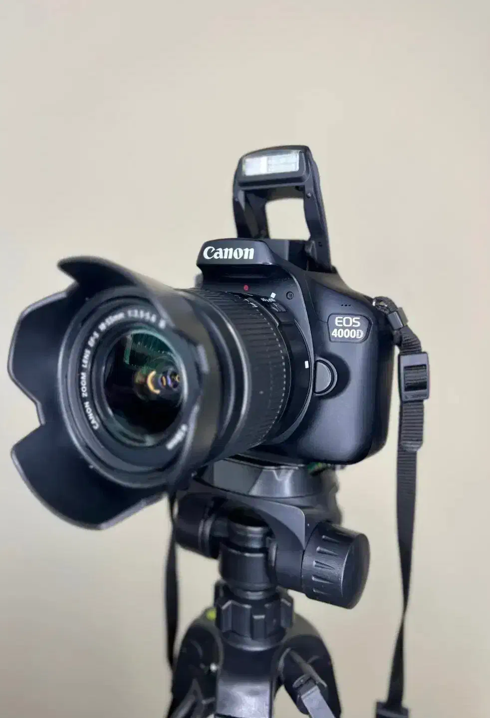 دوربین Canon 4000D سالم ،با گارانتی و جعبه اصلی|دوربین عکاسی و فیلم‌برداری|قدس, شهر‌قدس|دیوار
