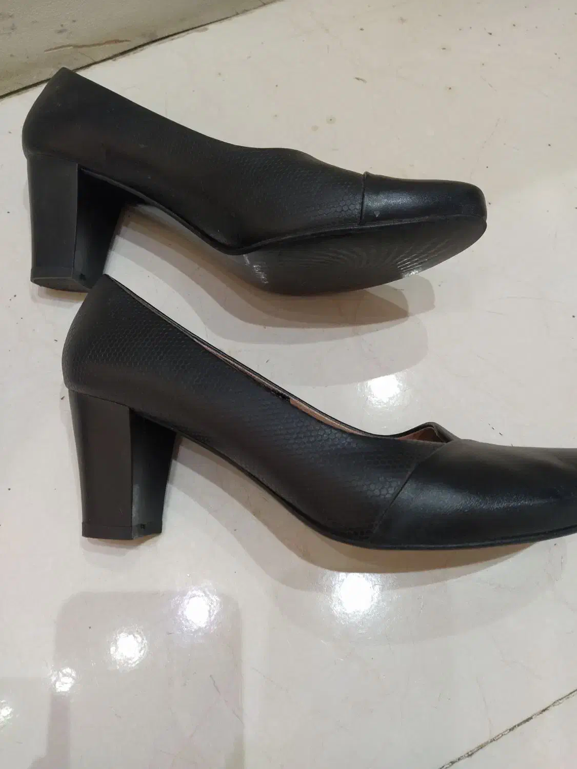 کفشهای مجلسی و ورزشی زنانه|کیف، کفش، کمربند|شیراز, دکتر حسابی|دیوار