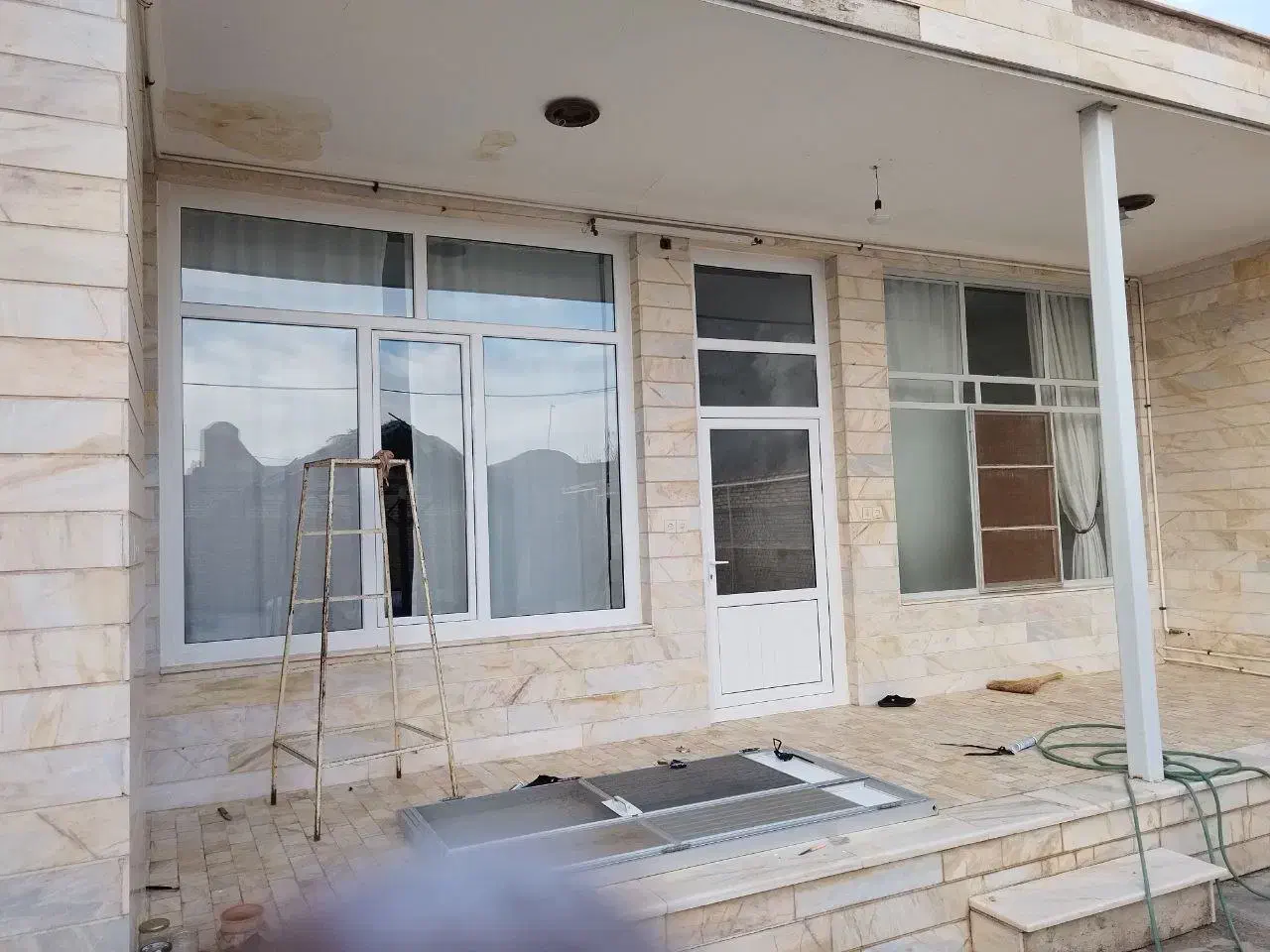 ارزانترین فروشگاه انواع در و پنجره دوجداره باکیفیت|مصالح و تجهیزات ساختمان|اردکان, |دیوار