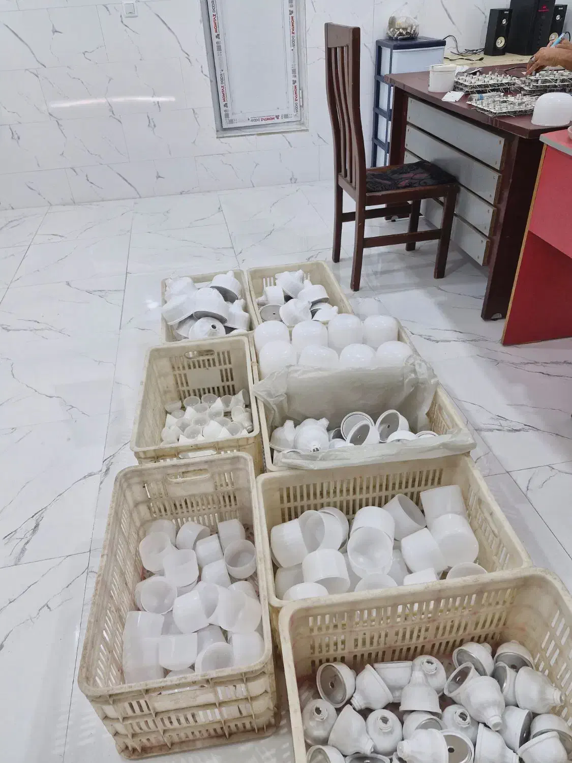 فروش لامپ LED تحویل درب منزل|لامپ و چراغ|ساری, |دیوار