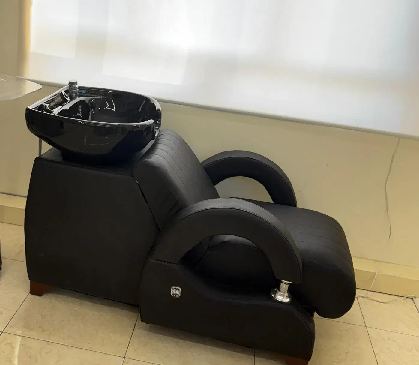 سرشور و ترولی کریتین کاملا نو هست|آرایشگاه و سالنهای زیبایی|بندرعباس, |دیوار