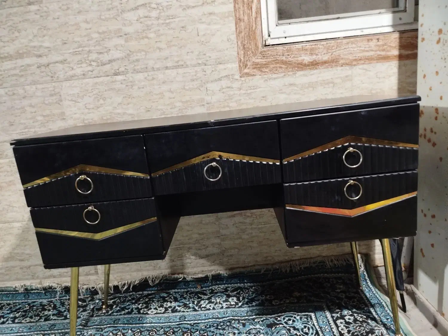 میز|میز تحریر و کامپیوتر|سنگر, |دیوار