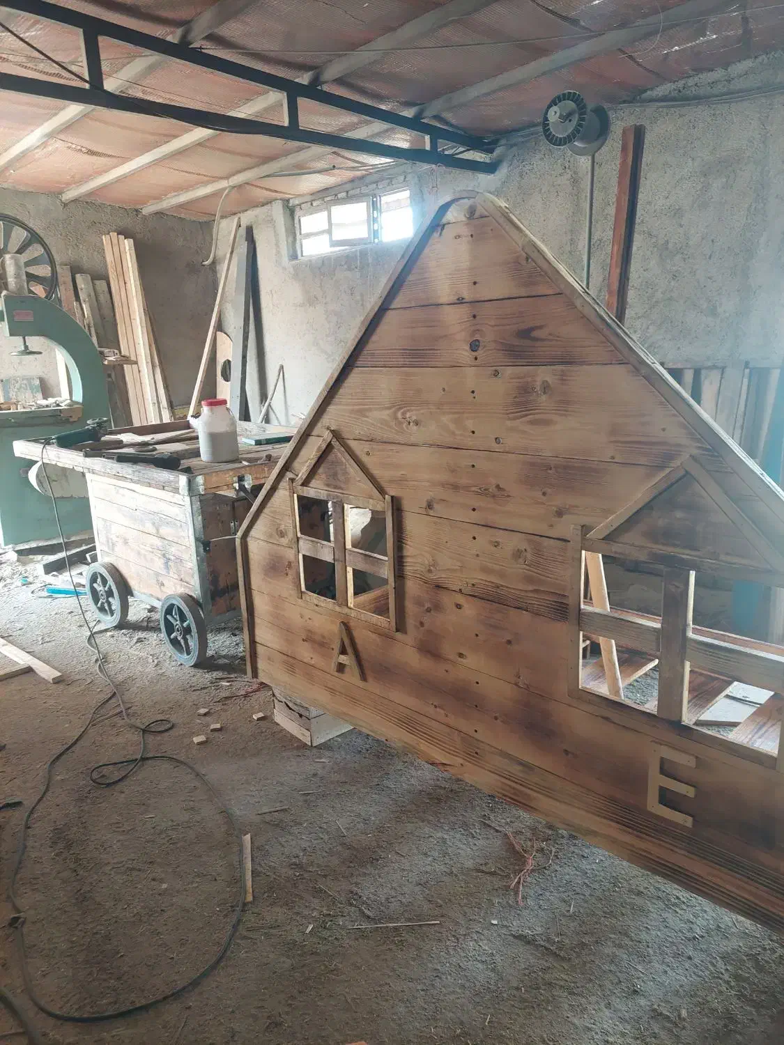 دنیای چوب|خدمات پیشه و مهارت|همدان, |دیوار