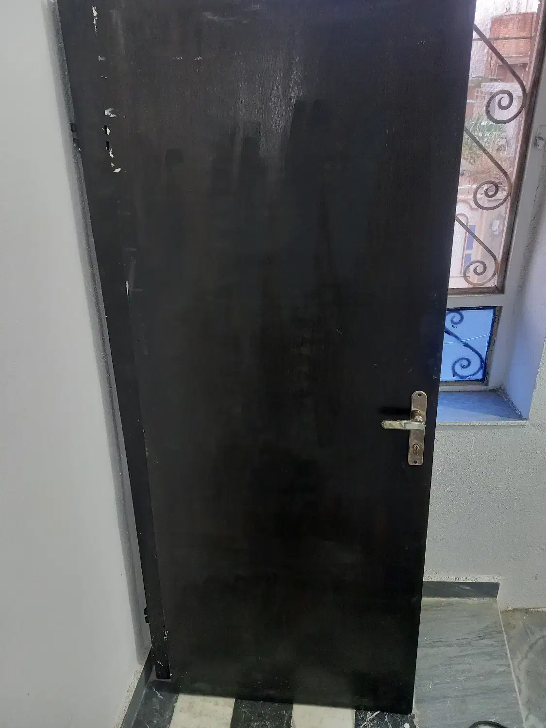 درب اتاق خواب ،آیفون|مصالح و تجهیزات ساختمان|آبدانان, |دیوار