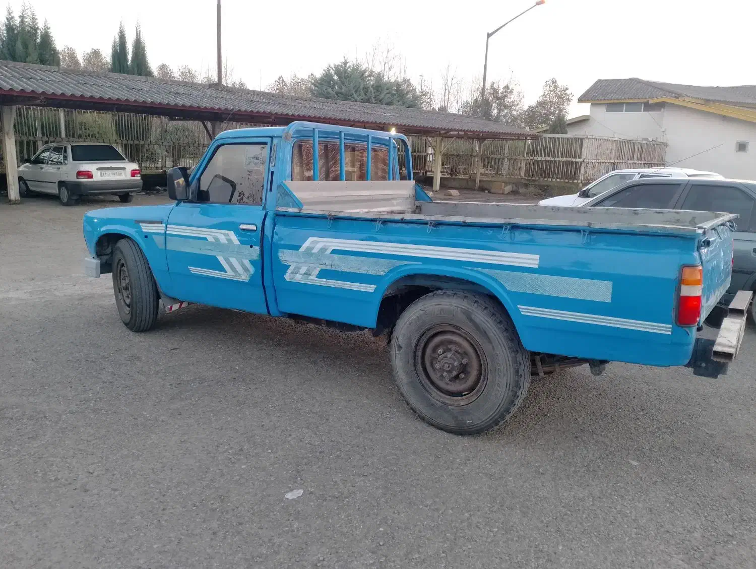 نیسان 92 تناژ پایین|خودرو سواری و وانت|صومعه‌سرا, |دیوار