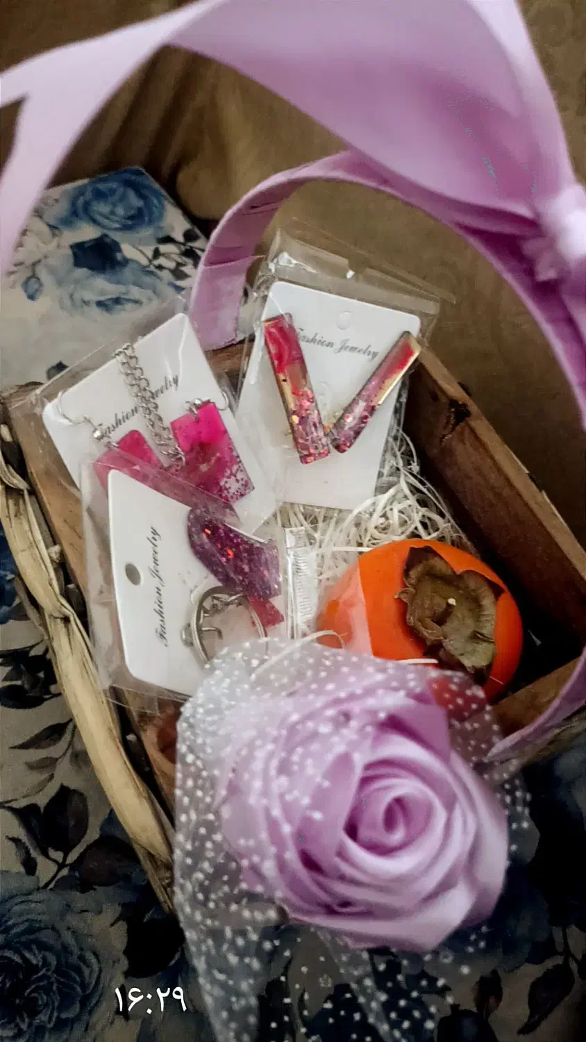 فروش انواع حرف سفارشی وگردنبن|زیورآلات و اکسسوری|بناب, |دیوار