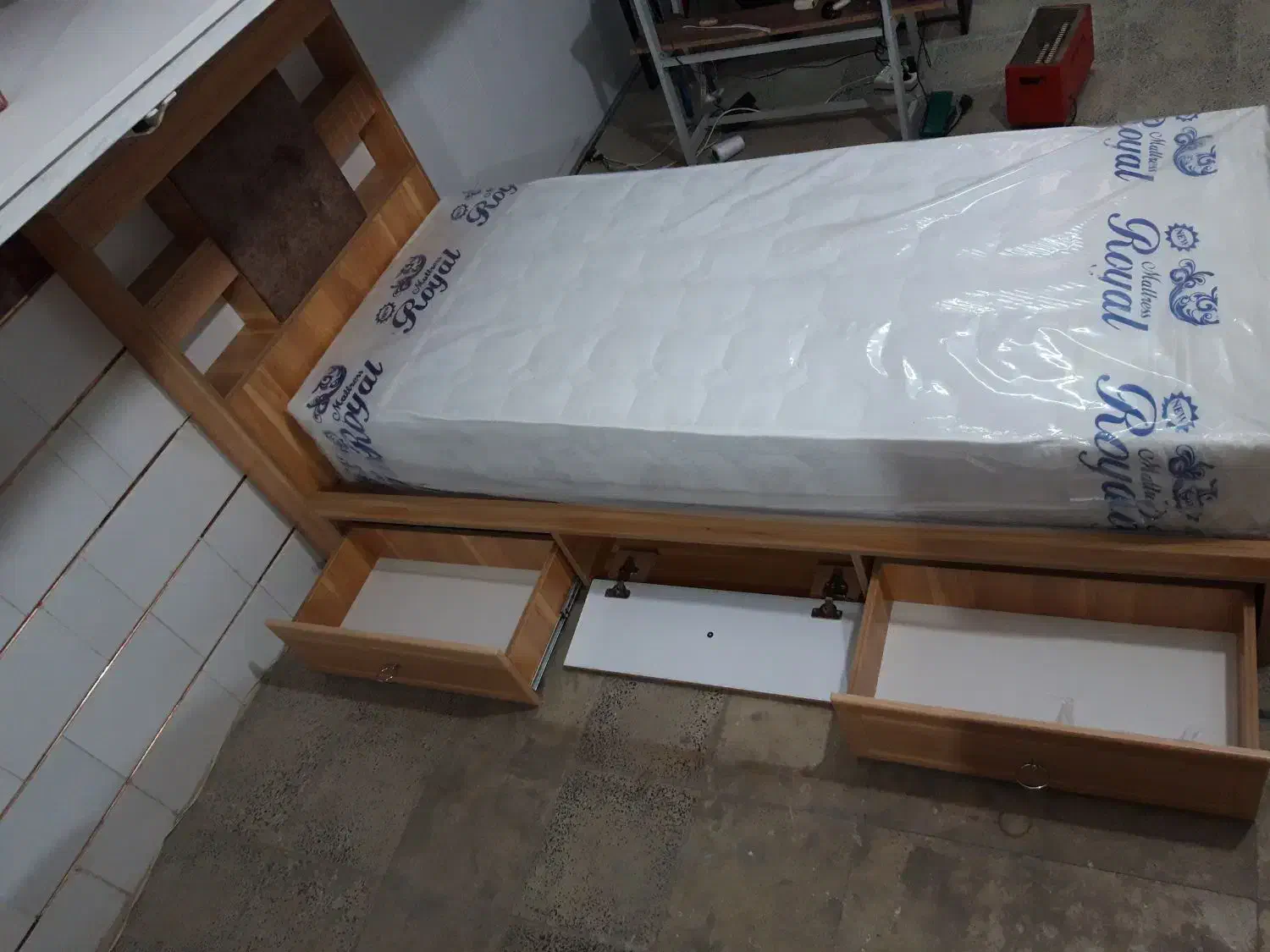 تخت 1 نفره ،|تخت و سرویس خواب|نظرآباد, نظرآباد|دیوار