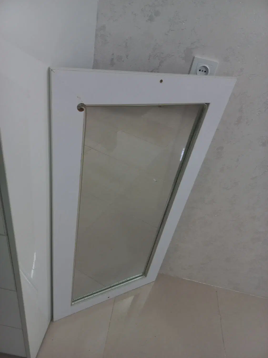 آینه قدی ایستاده مدرن لاکچری نور LEDبک لایت قابMDF|آینه|قم, شاه ابراهیم|دیوار