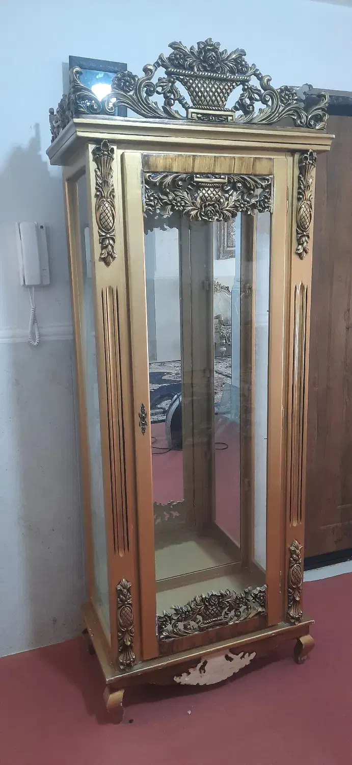 بوفه و میز تلویزیون در حد نومهدیشهر|بوفه، ویترین، کنسول|سمنان, |دیوار